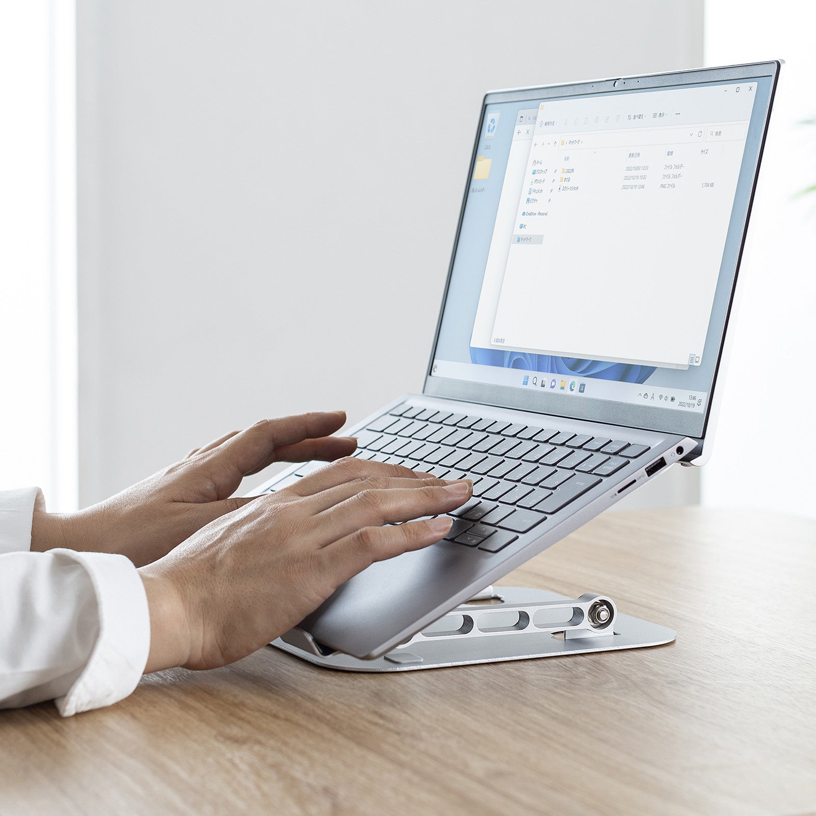 ノートパソコン用スタンド　PDA-STN78S